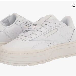 Reebok Sneakers